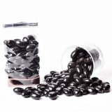 Amande torréfiée enrobée de chocolat noir