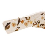 Nougat aux olives vertes confites