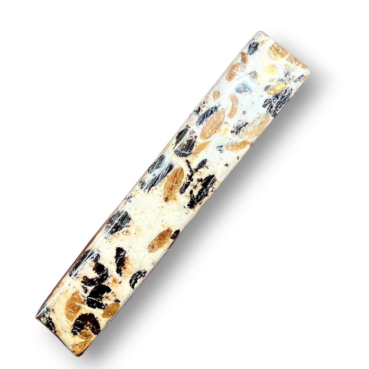 barre de nougat aux olives noires confites