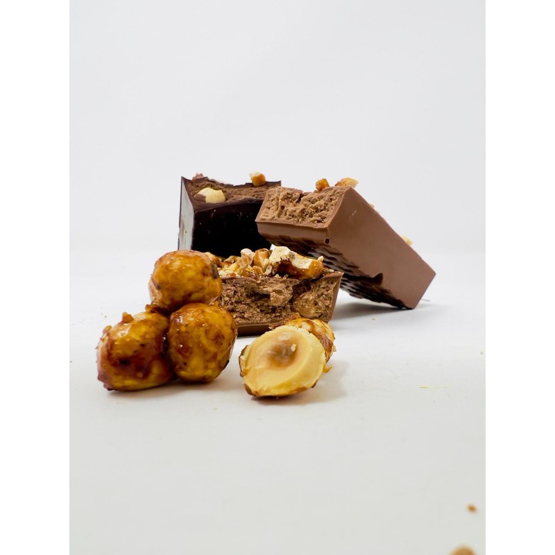Barre Praliné aux Noisettes caramélisées au chocolat Noir