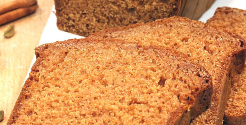 Le craquant de pain d'épice, glace à l'huile d'olive, confiture de tomates